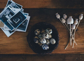 Stoły rozkładane z drewna na zamówienie – co znajdziemy w ofercie producentów? Stoły rozkładane z drewna na zamówienie