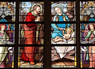 Czym umyć szybę w kabinie prysznicowej? Czym umyć szybę w kabinie prysznicowej?