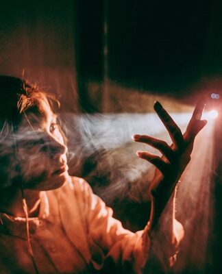 Czy projektor może być pod skosem?