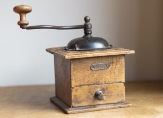 Czy mycie aktywna piana niszczy lakier? Czy mycie aktywna piana niszczy lakier?