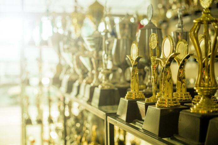 Szklane gabloty na puchary