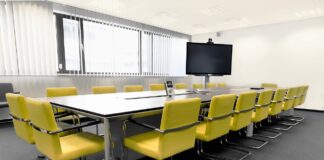 Jak wybrać idealne fotele konferencyjne do biura